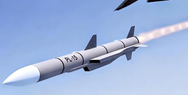 美军终于认清现实:歼-16挂载霹雳-17可能越级摧毁全部的F35(图5)